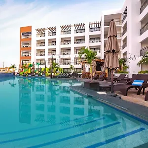 4* Hotel Medano And